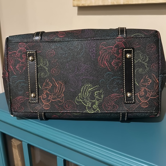 Dooney & Bourke black Disney shoulder bag - Picture 5 of 16